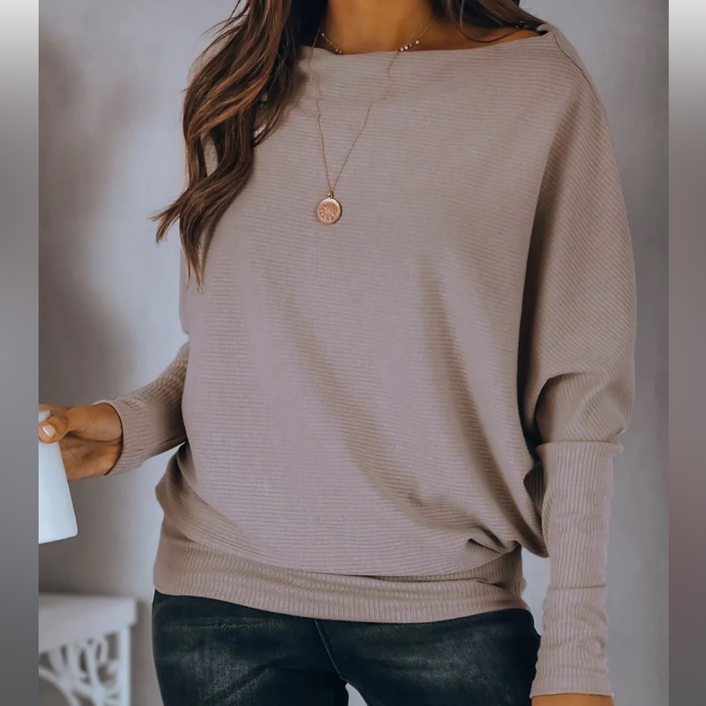 Women’s Taupe off the shoulder long sleeve shirt